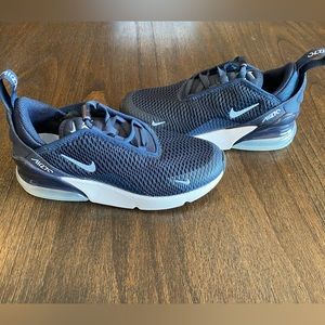 Nike Air Max 270 - Kids Color: Obsidian/Cobalt Bliss/White Size: 1Y